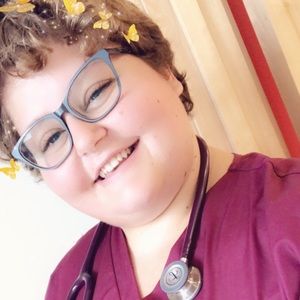 Meet your Posher, Molly